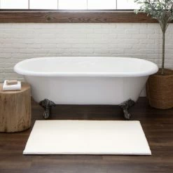 Brand new 🔥 Mohawk Home Homespun Noodle Bath Rug Arctic White 🔥